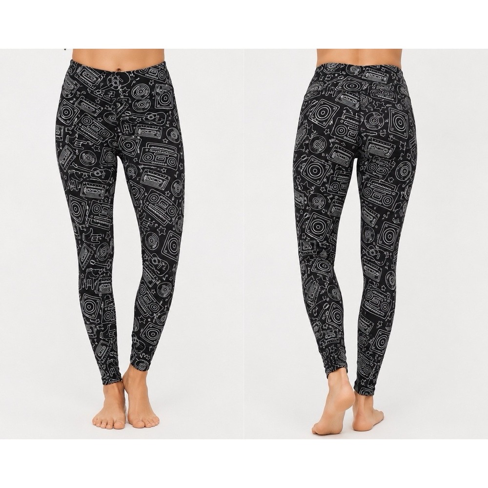 LuLaRoe One Size Leggings – Black Music Print Buttery Soft